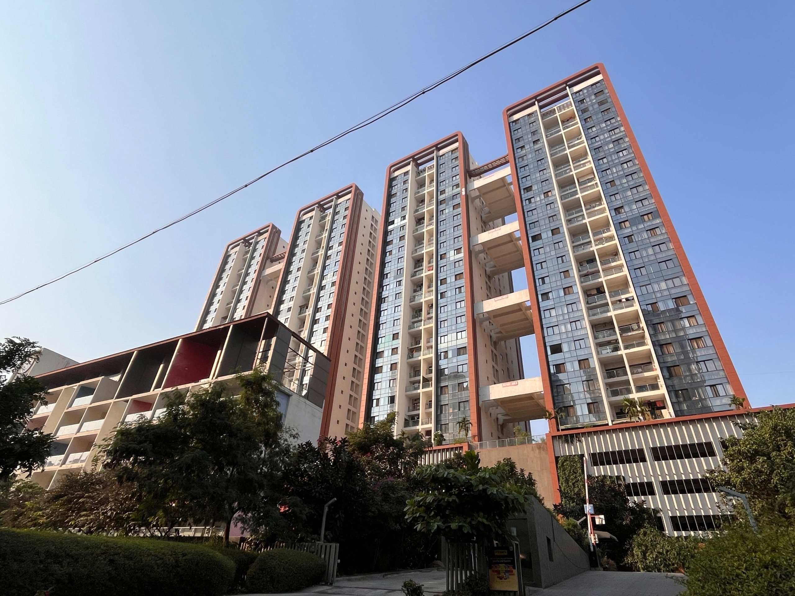 East-Facing 3 BHK with 2 Balconies | Riverdale Heights, Kharadi – For Sale