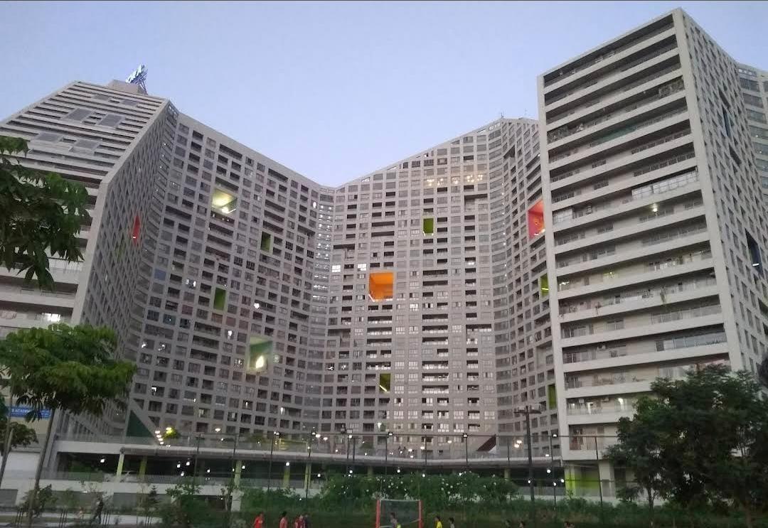 Available Premium 2 BHK Apartment for Sale | Amanora Future Towers, Magarpatta, Pune